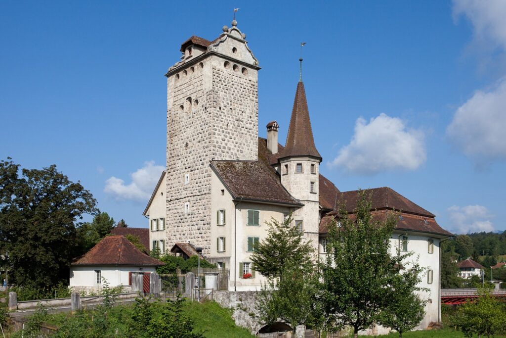 Schloss Aarwangen (Wiki)
